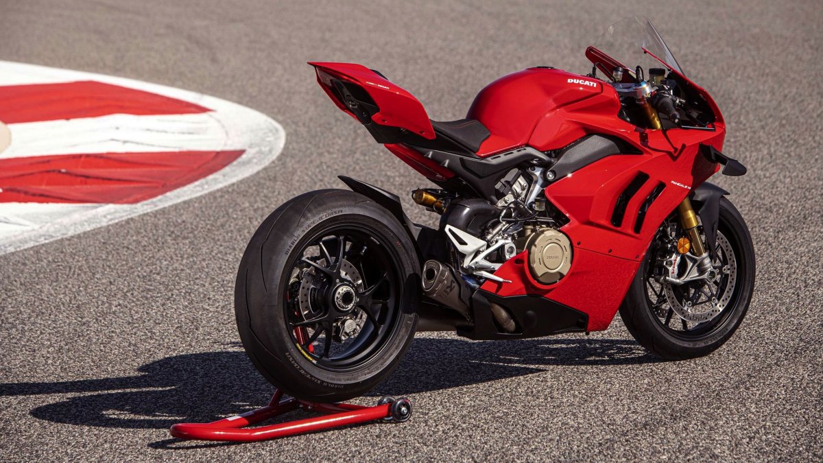 Мотоцикл Ducati Panigale v4 s