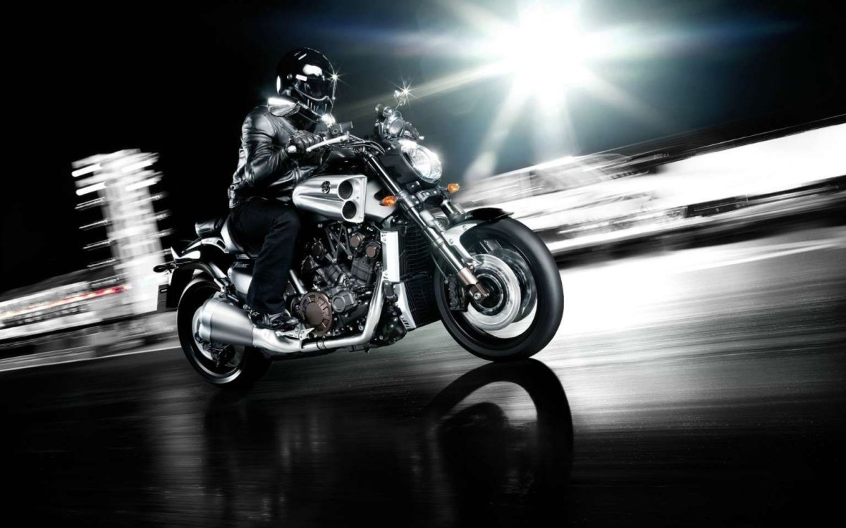 Yamaha Vmax 2022
