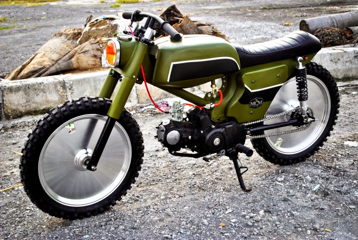 Honda Cub Cafe Racer