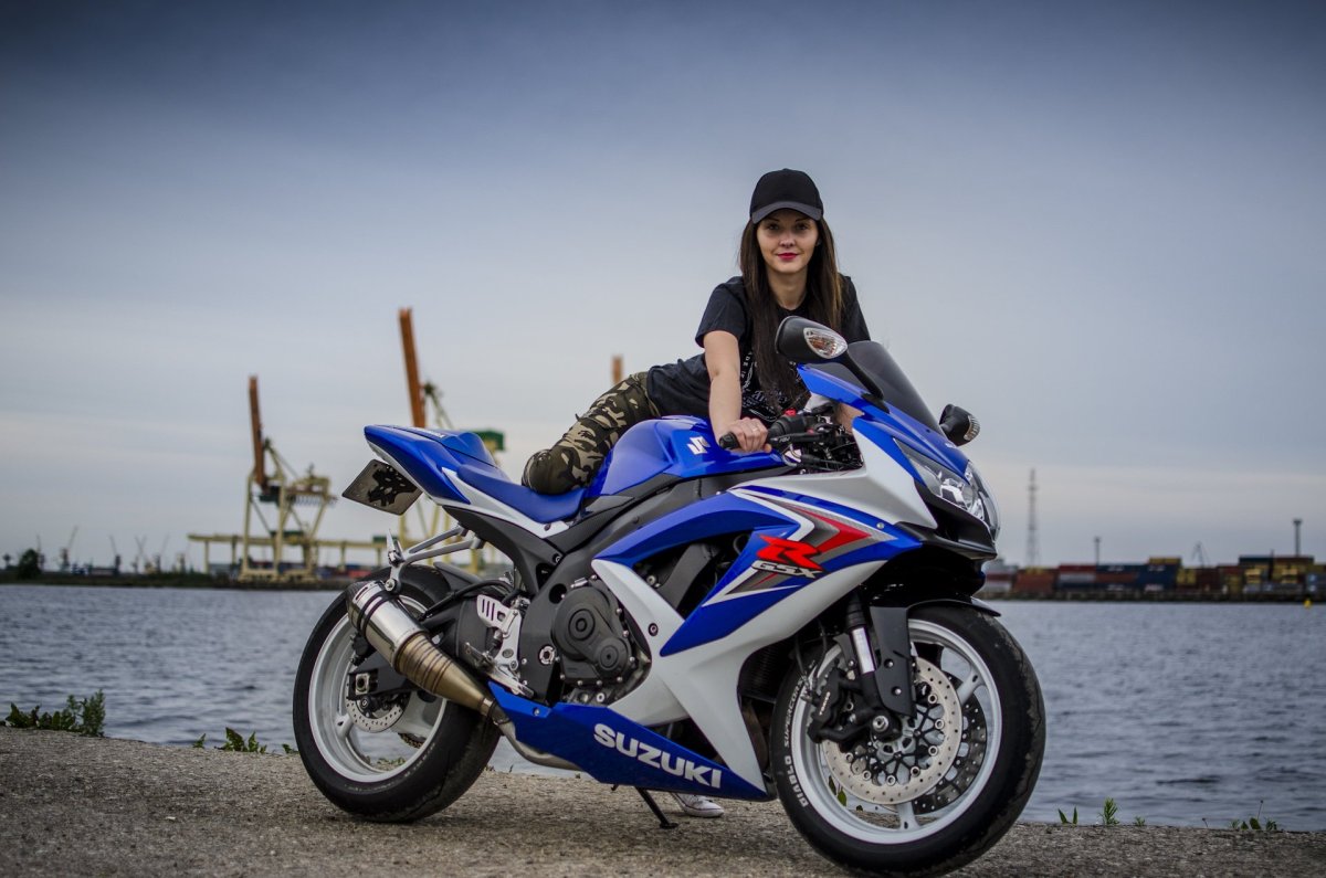 Suzuki GSX-R 750 l0