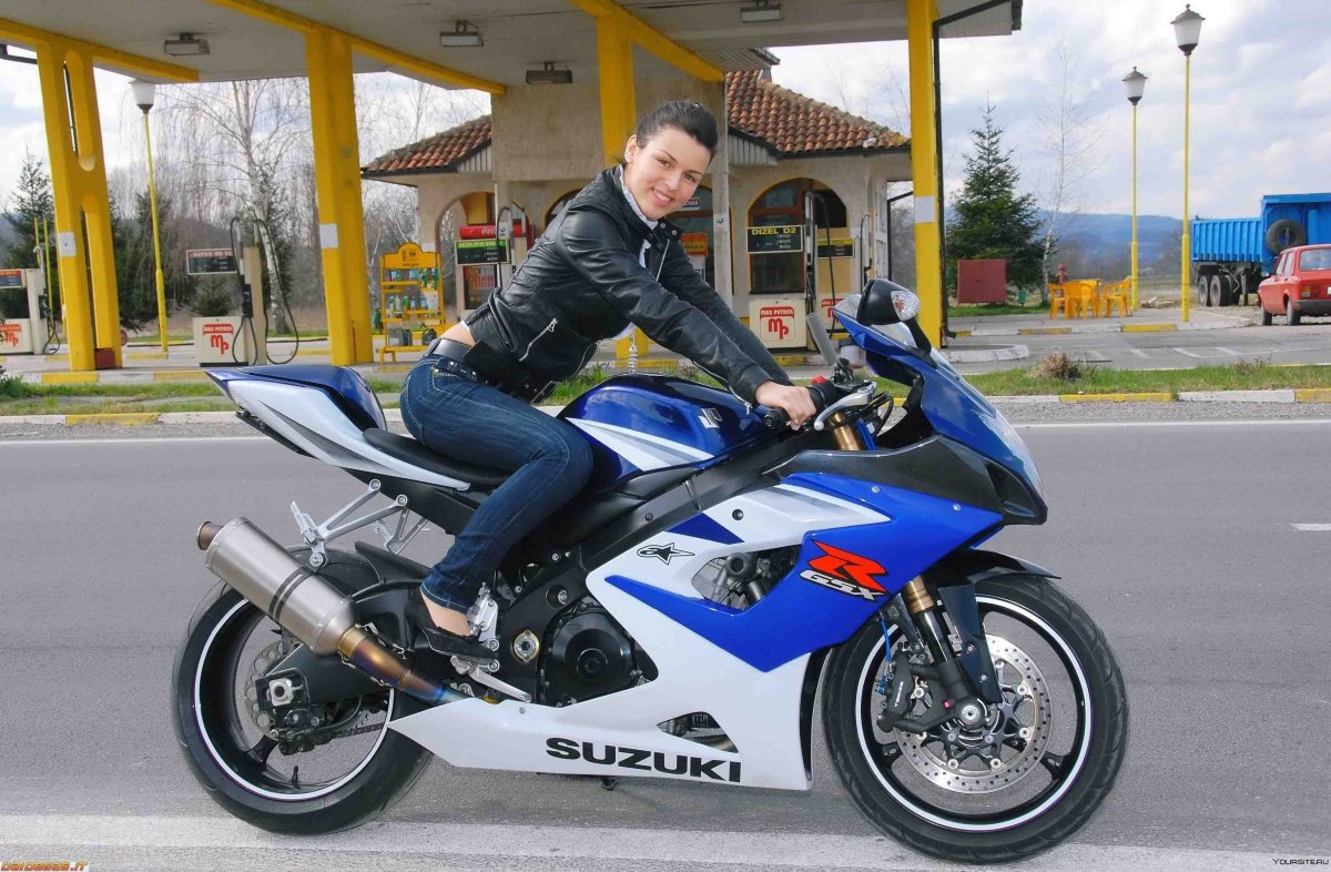 Suzuki GSXR 600 посадка