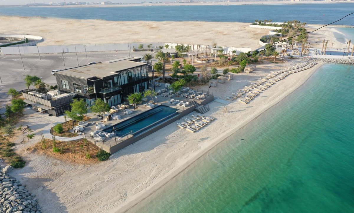 Cove Beach Dubai крутилка