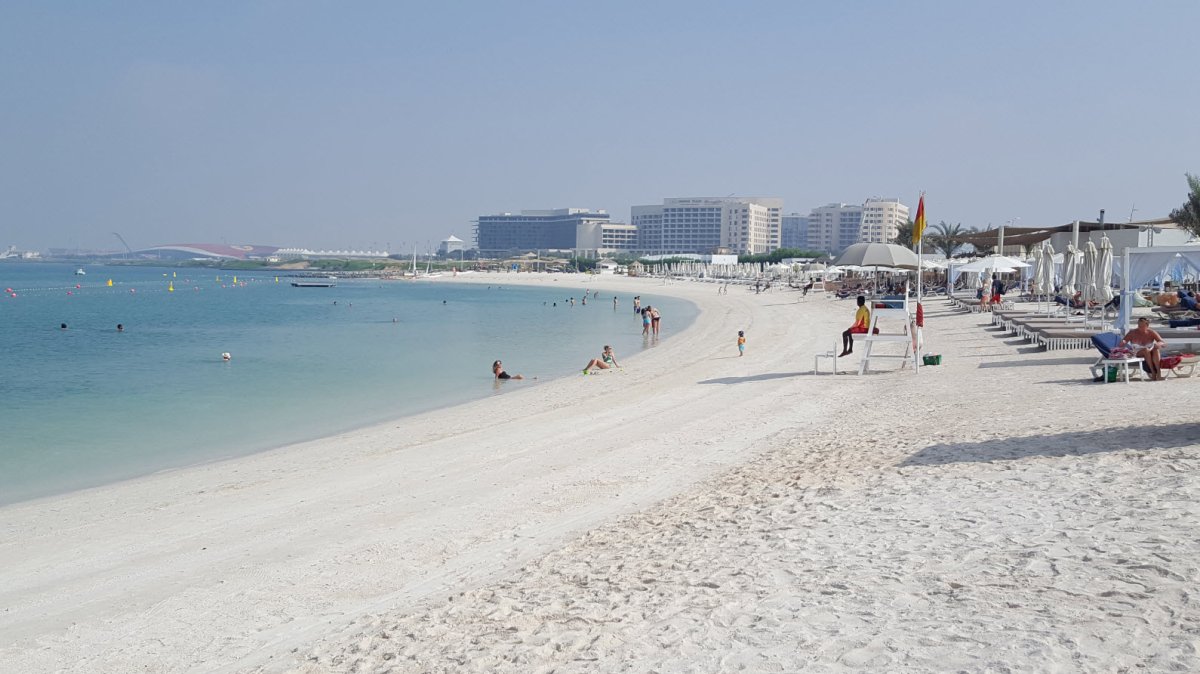 Пляж yas Island
