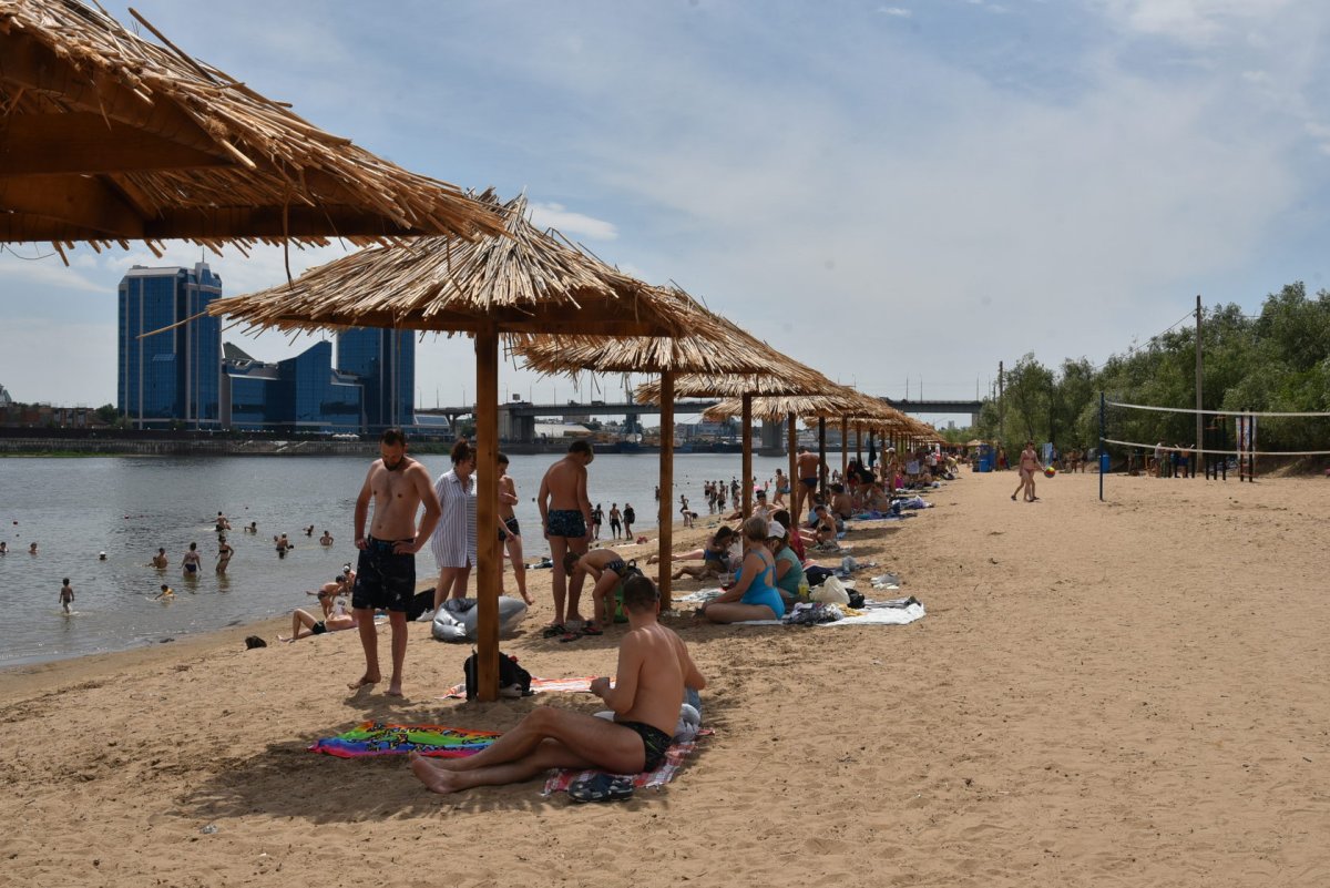 Астрахань городской пляж