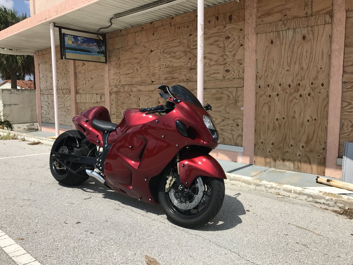 Suzuki Hayabusa Red