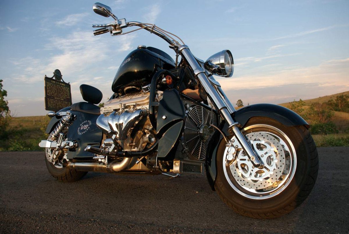 Мотоцикл Boss Hoss v8