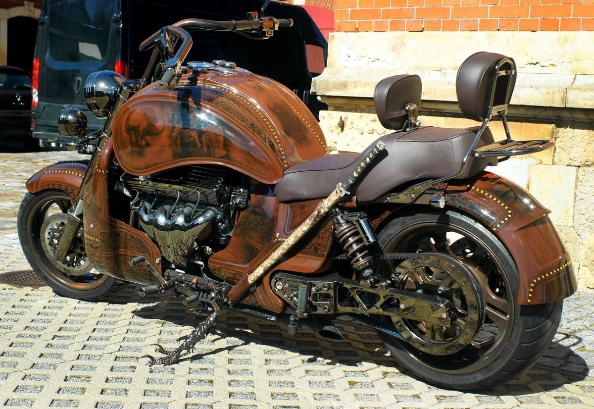 Мотоцикл Boss Hoss v8