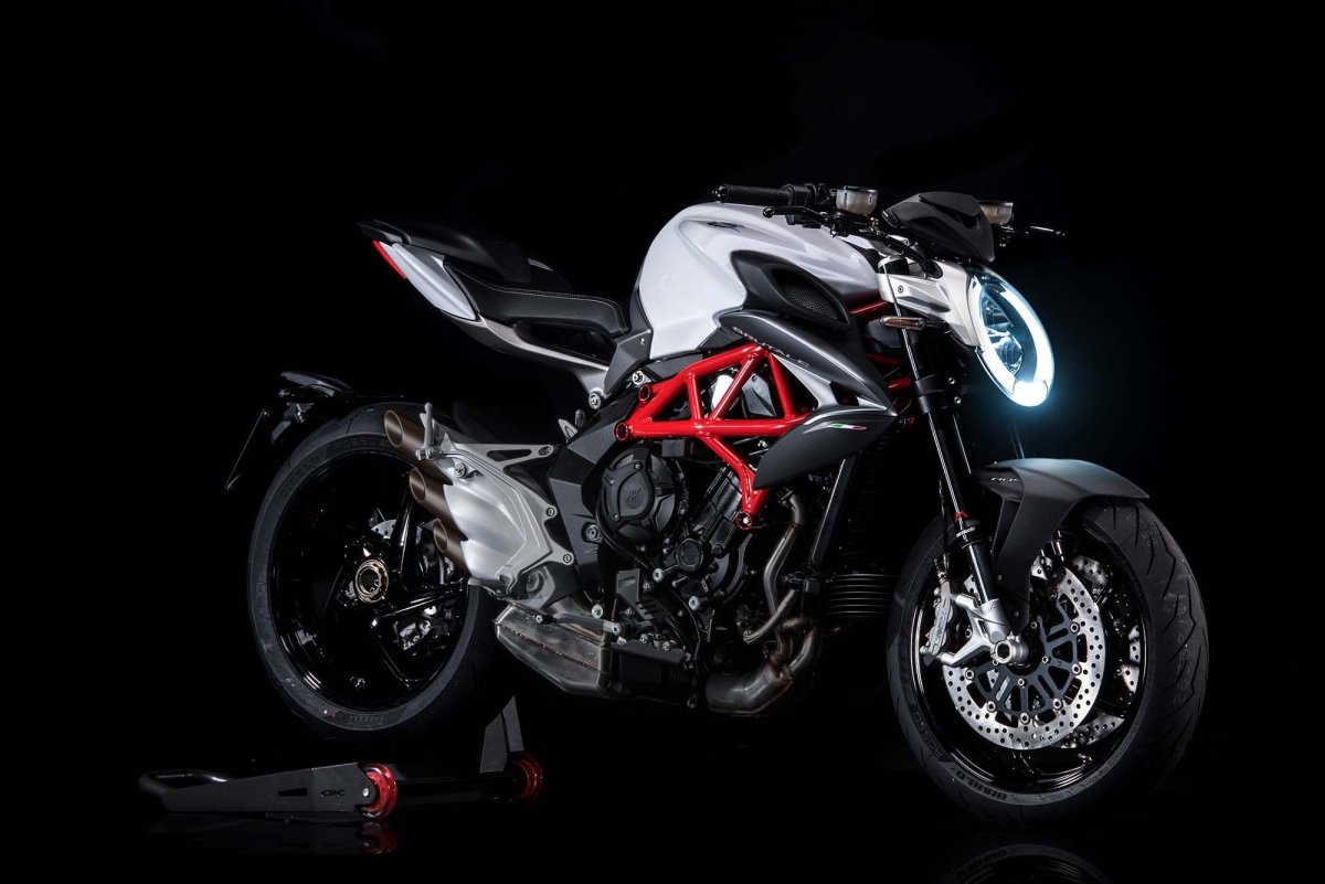 МВ августа brutale 800 АВS,