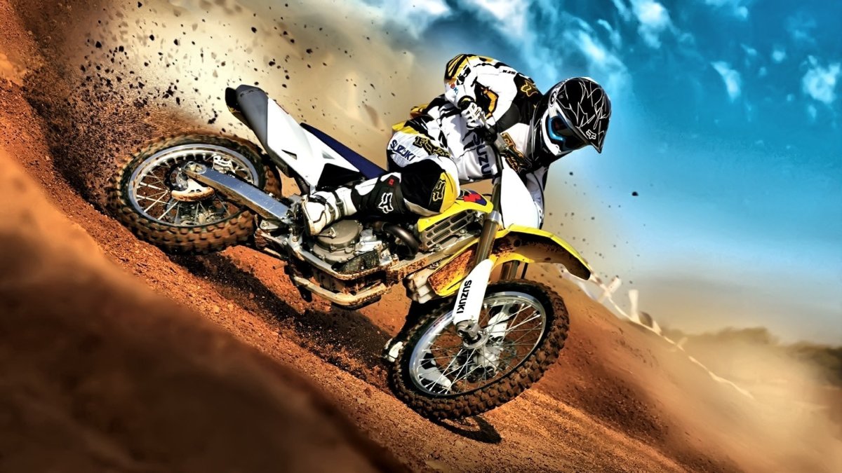 Suzuki мотокросс мотики
