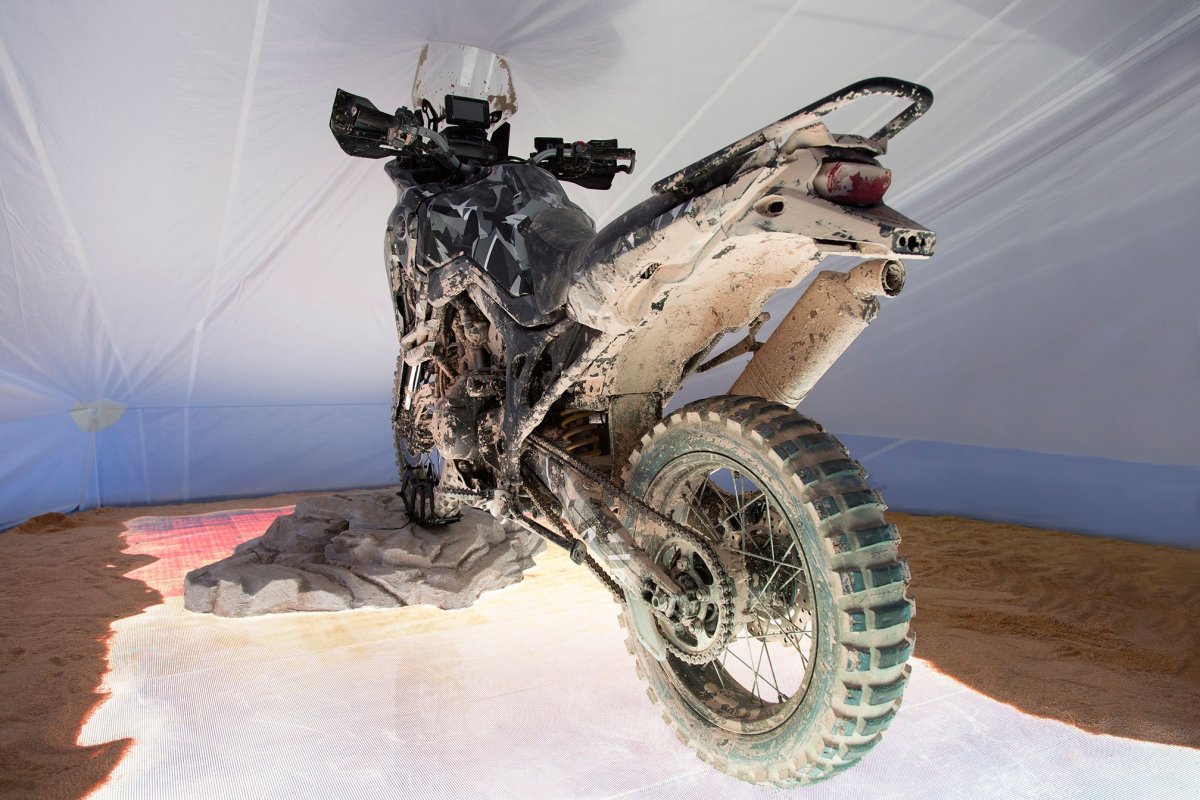 Africa Twin в камуфляже