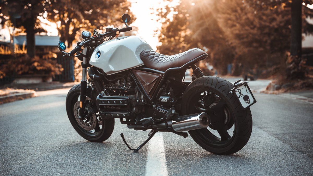 BMW k100