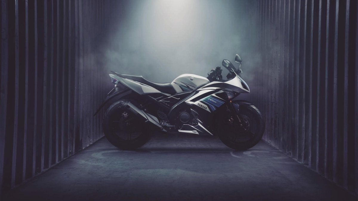 Yamaha r1 арт