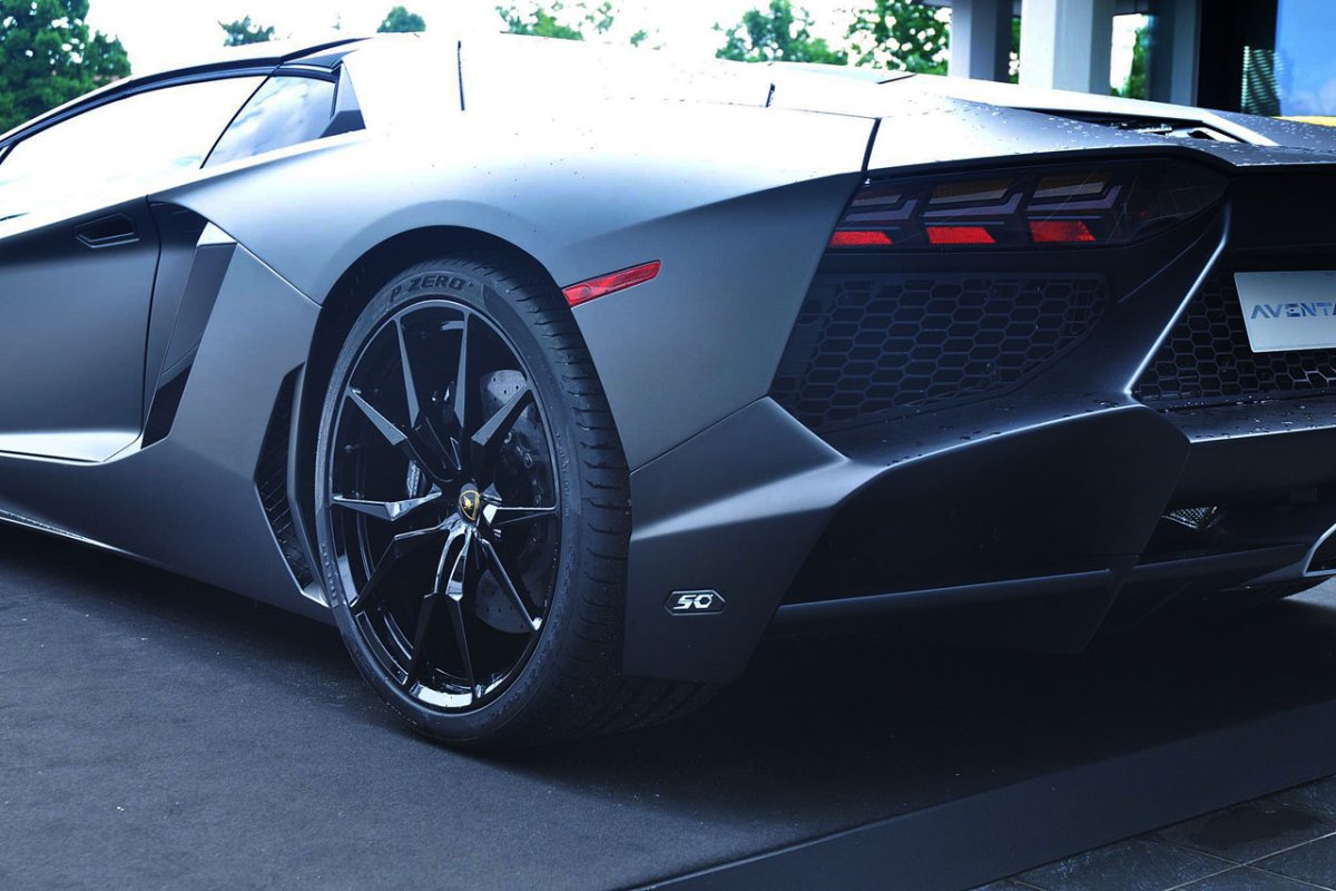Lamborghini Aventador i lp720-4 чёрный