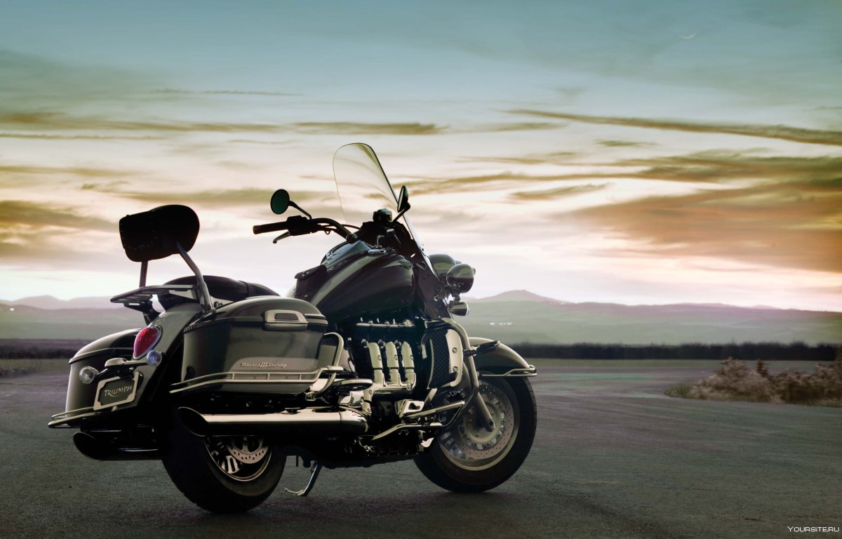Triumph Rocket 3