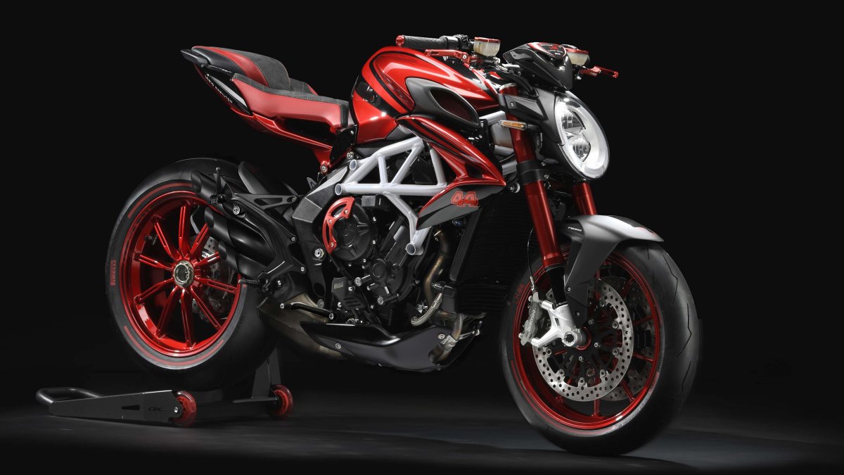 Мото MV Agusta 800 brutale