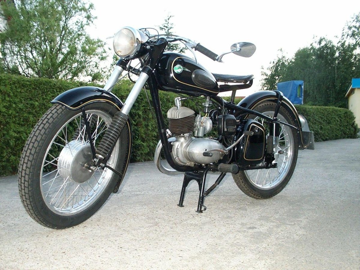 Ковровец к 125 м