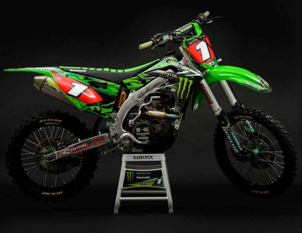 Мотоцикл Кавасаки kx250