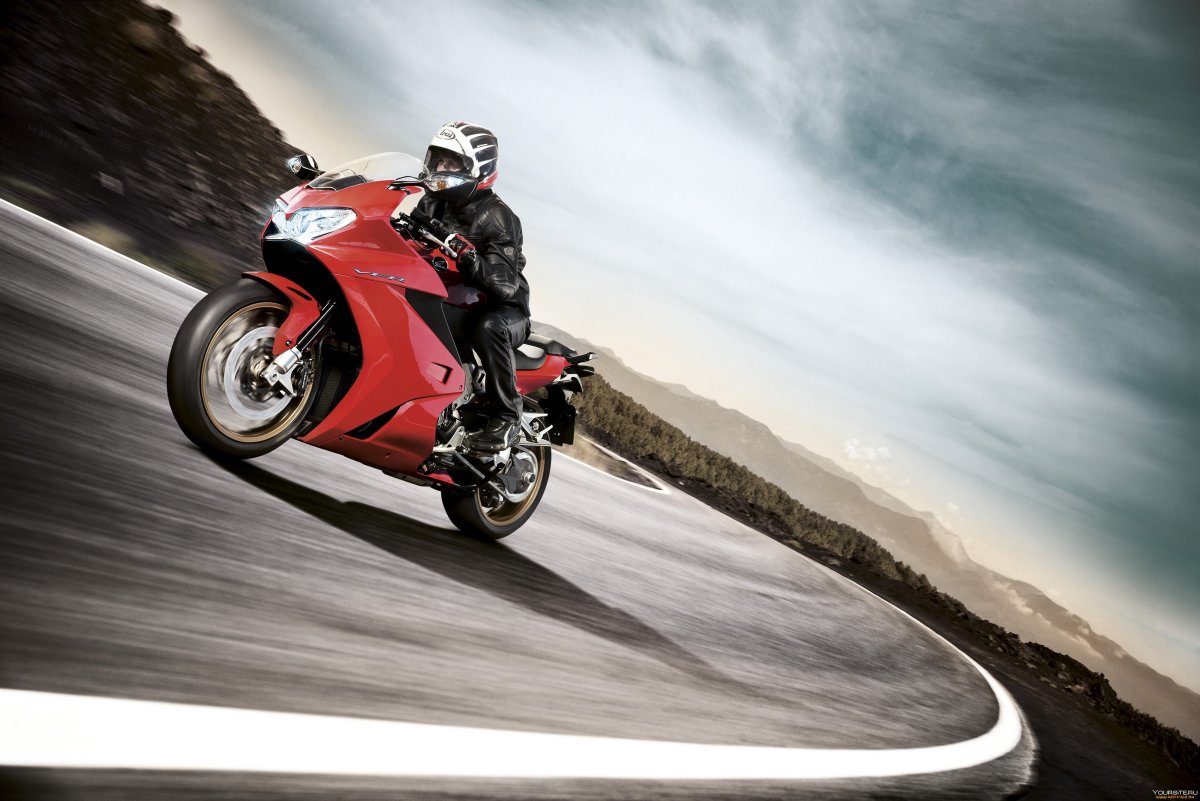 Honda мотоцикл 2016