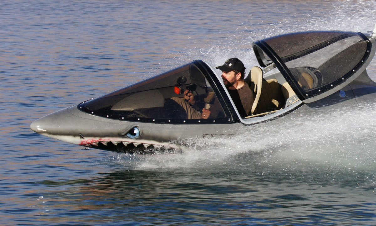 Лодка гидроцикл Seabreacher