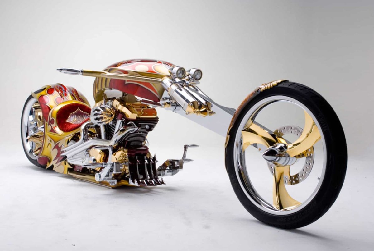 Yamaha Road Star BMS (золотой чоппер)