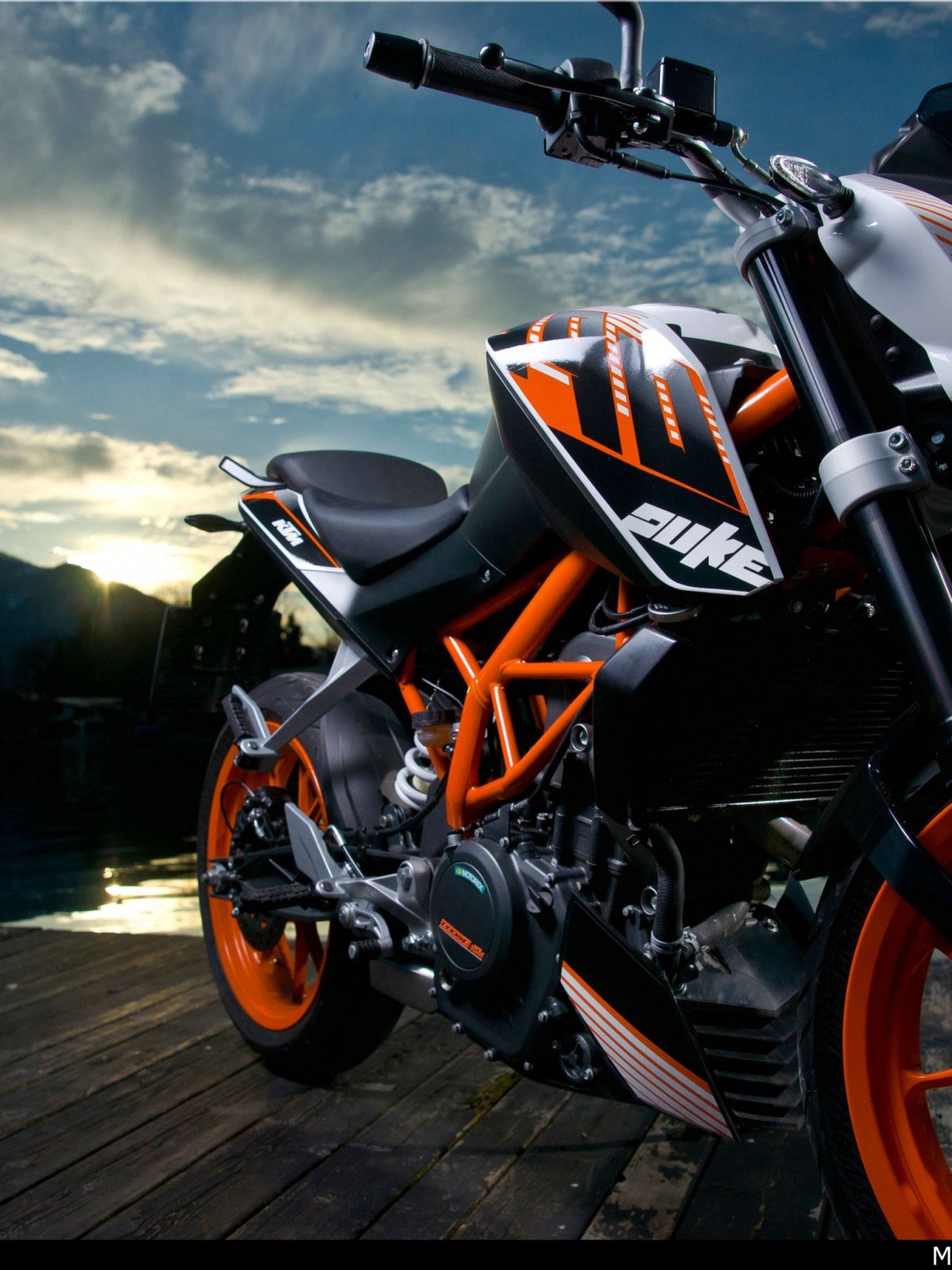 Duke 390