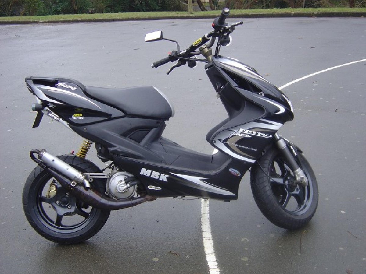 Перья Yamaha MBK Nitro 100