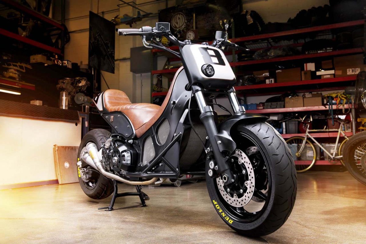 Мотоцикл Yamaha TMAX Hyper Roland Sands 2013