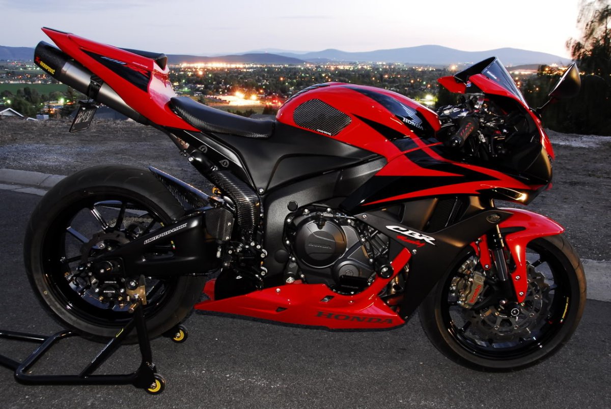 Мотоцикл Honda cbr600rr чёрный