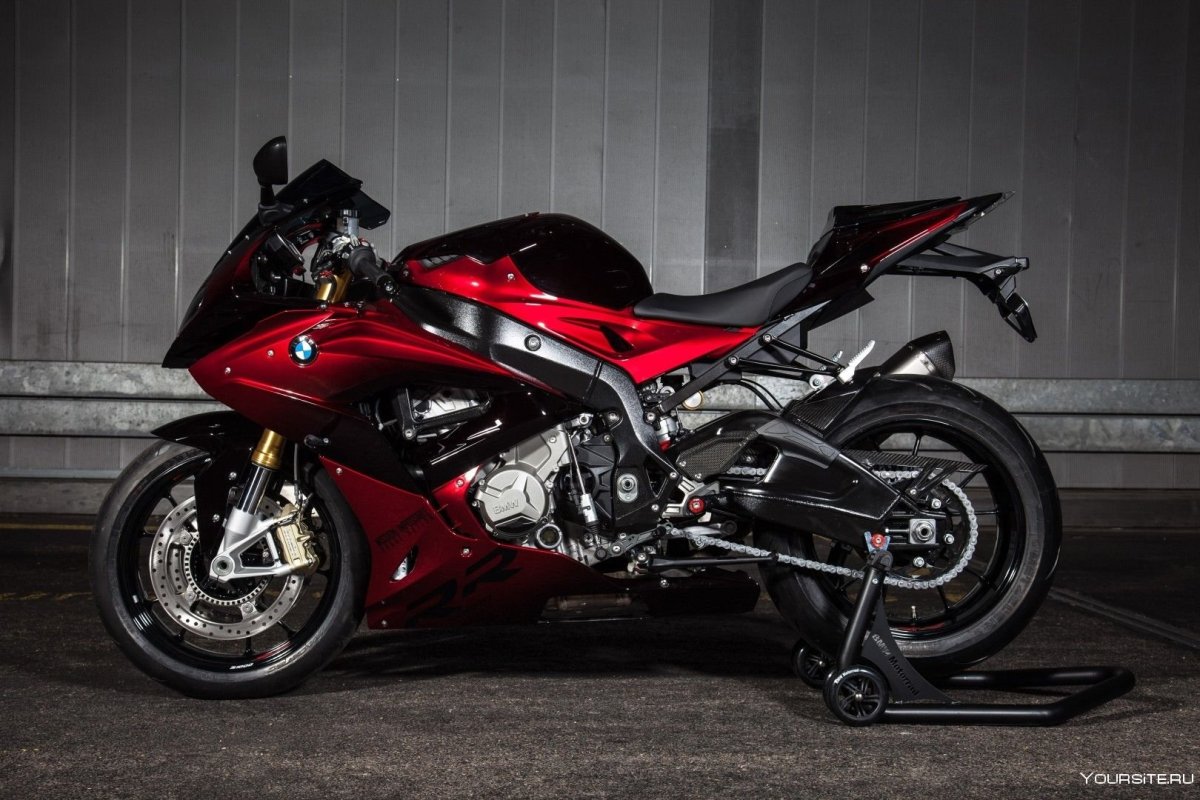 БМВ 1000 RR
