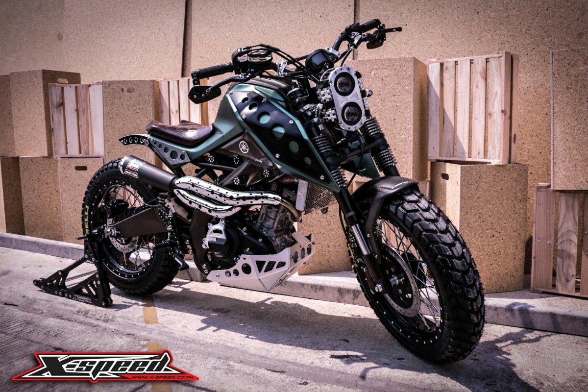 Yamaha v-Max Scrambler