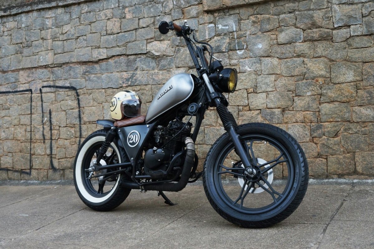 Suzuki GN 125 Bobber