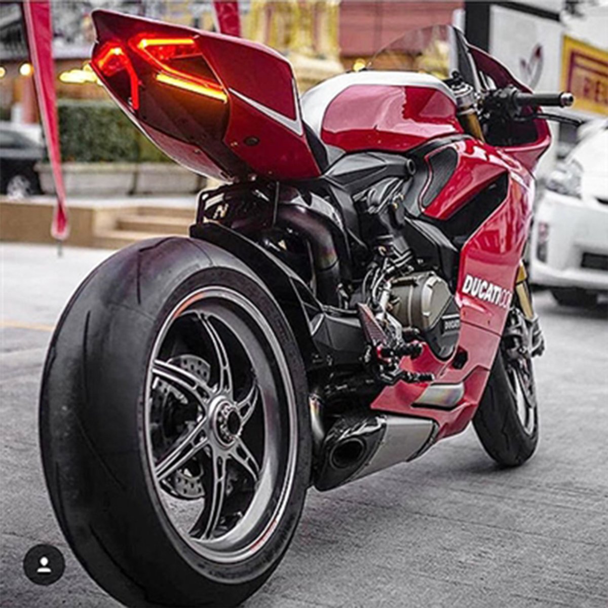 Ducati 799