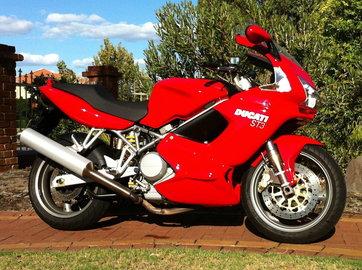 Ducati st3 Windshield