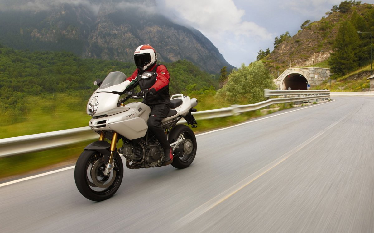 Ducati Multistrada 1100