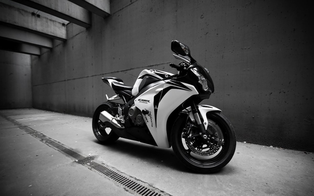 BMW s1000rr Black Storm