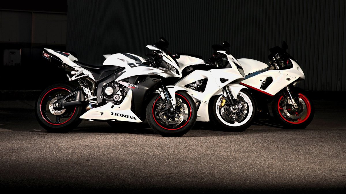 Honda cbr600rr белый