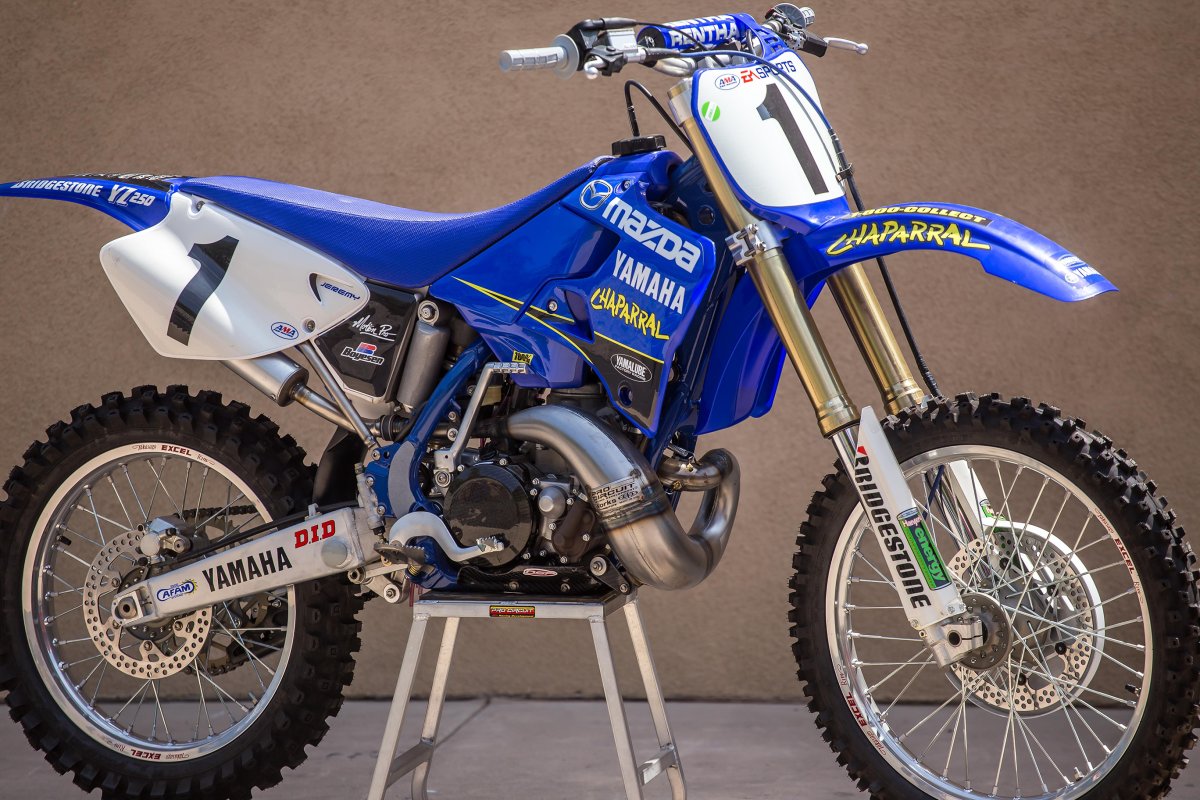 Мотоцикл Yamaha YZ 90