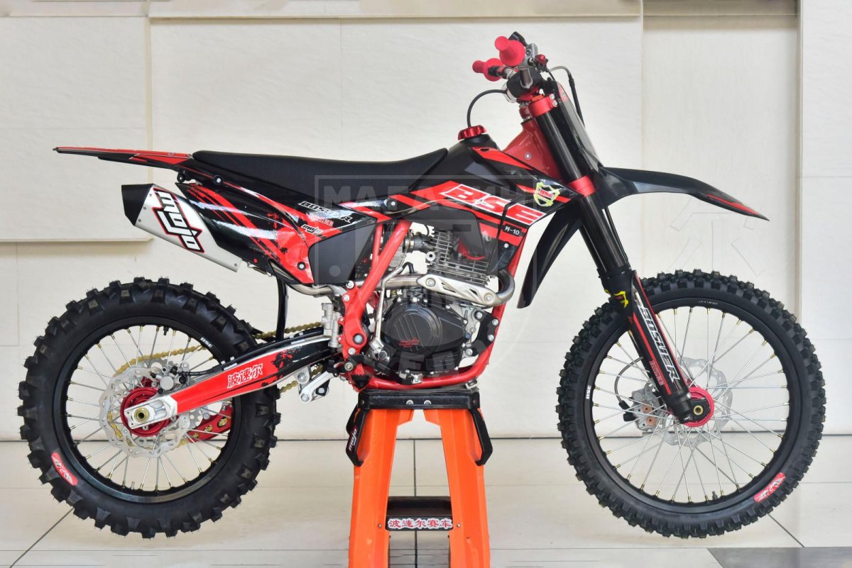Мотоцикл BSE z10