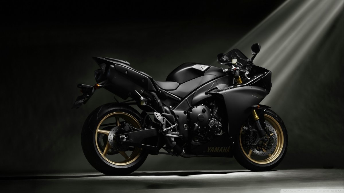 Мотоцикл Yamaha r1 чёрный