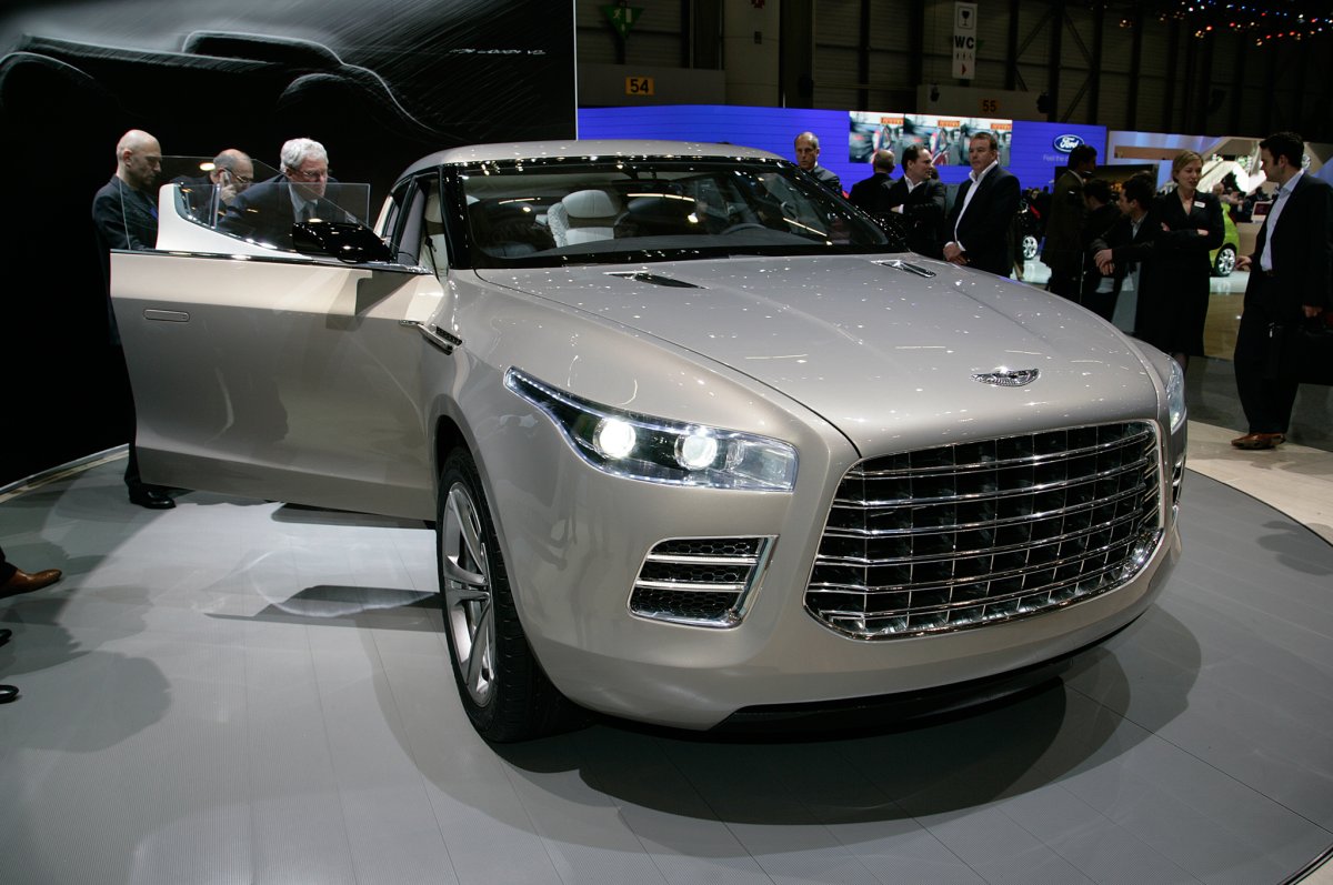 Кроссовер Aston Martin Lagonda