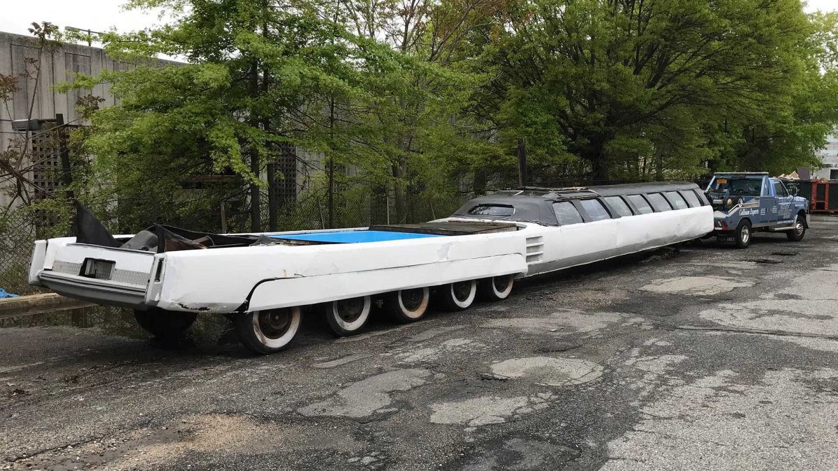 Cadillac Eldorado лимузин самый длинный