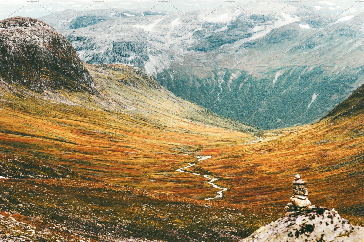Mountain Nord Colors