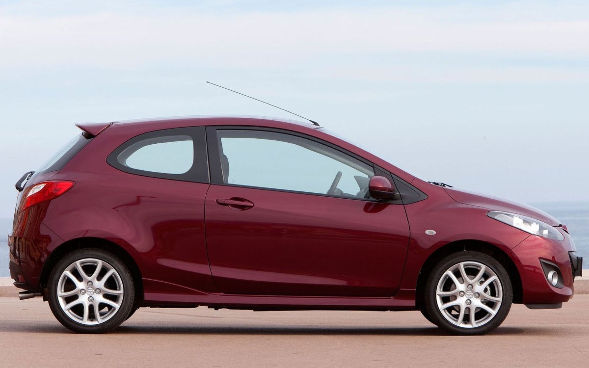 Mazda 3 2
