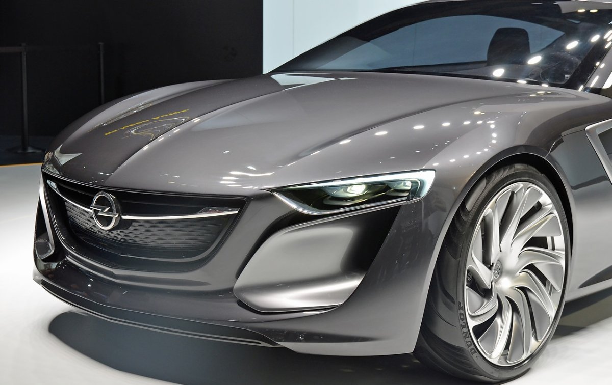 Opel Monza 2013