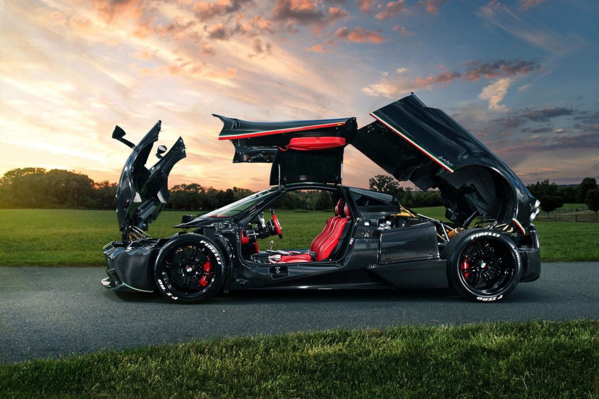 Суперкар Пагани Huayra