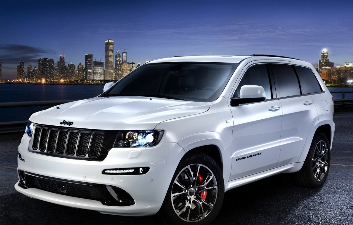 Jeep Grand Cherokee srt8