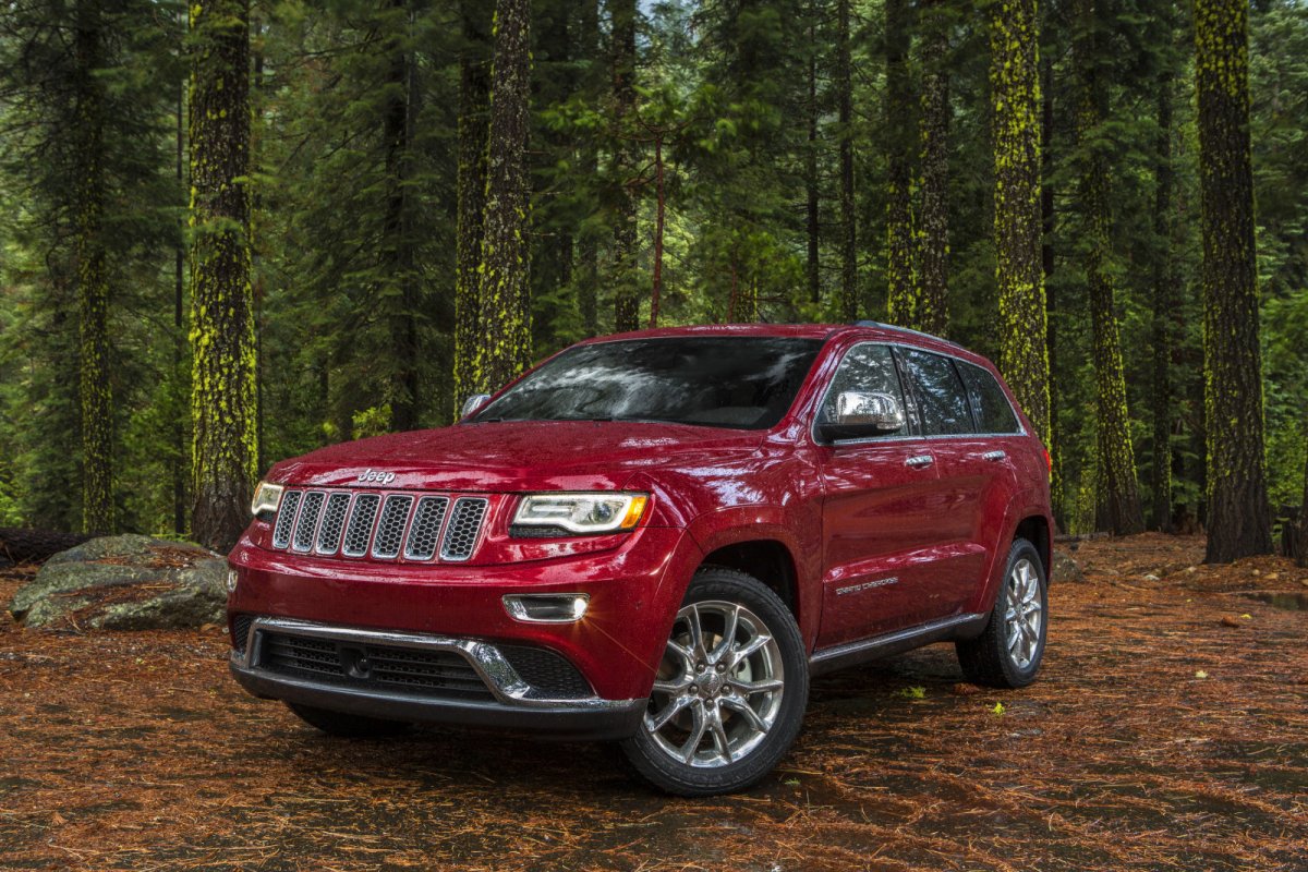 Розовый Grand Cherokee
