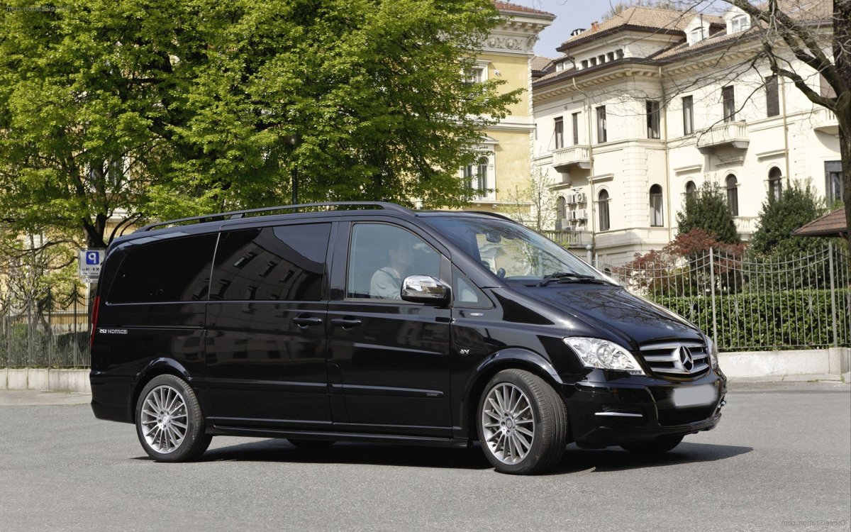 Mercedes-Benz Viano 2011