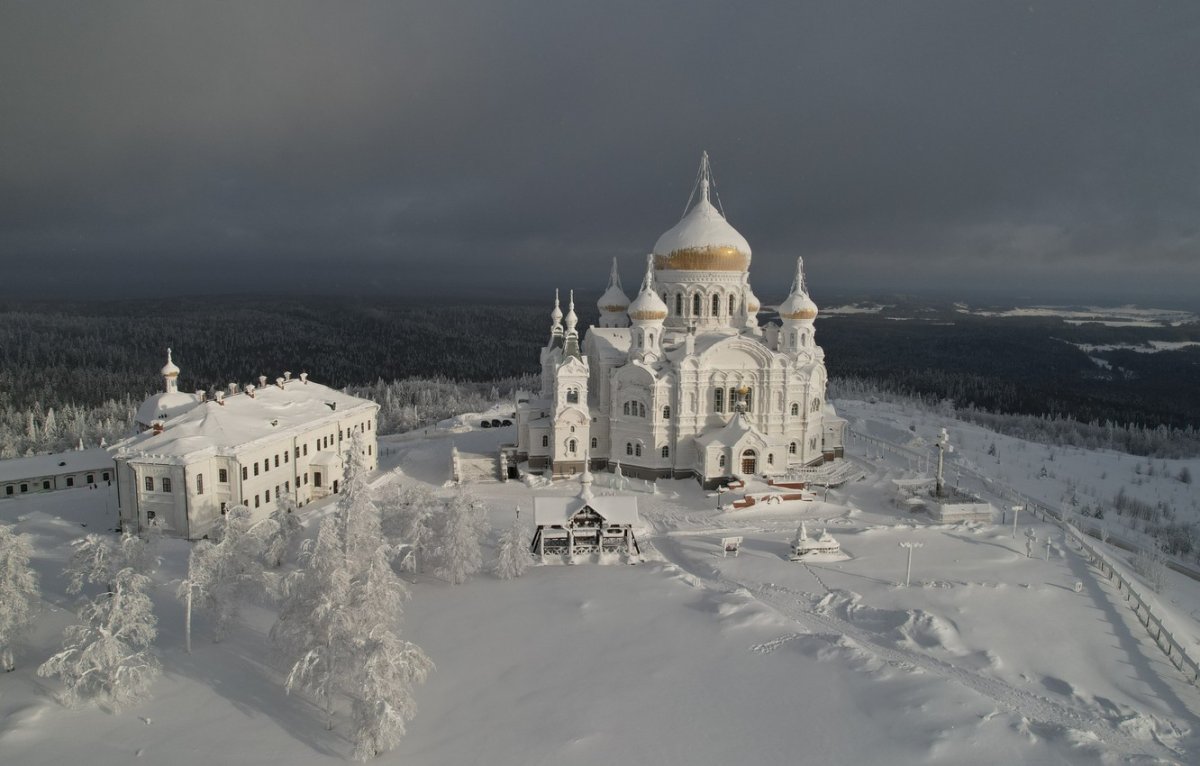 Белогорский мужской монастырь Пермский