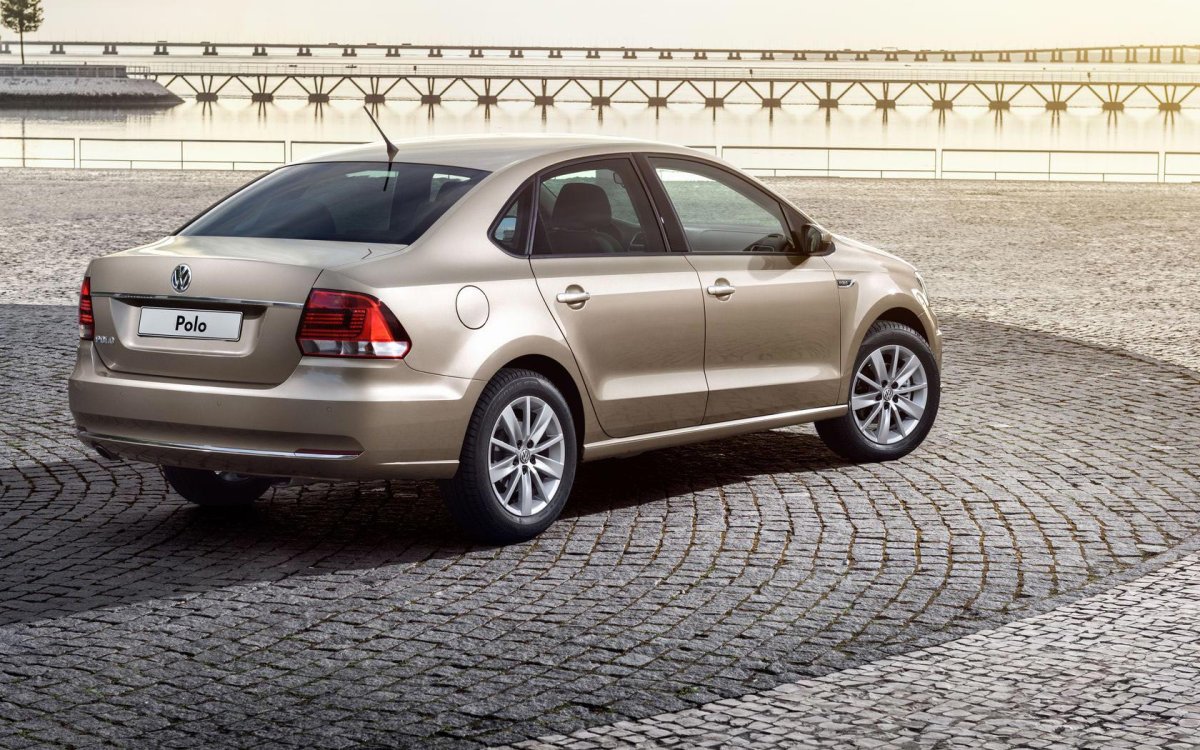 Volkswagen Polo 2015 седан